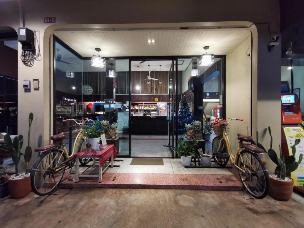 苏帕克酒店 加拉信 外观 照片
